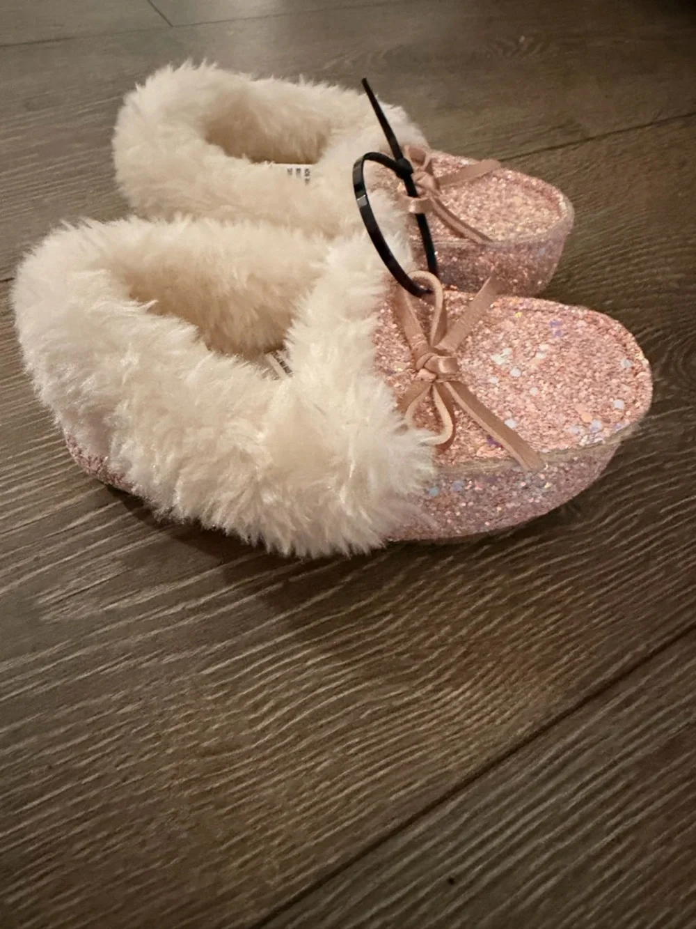 Girls Sparkle Pink Faux-Fur toddler Shoes